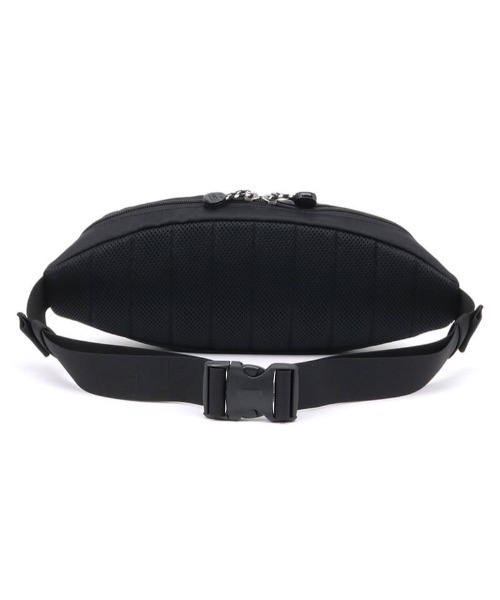 CHUMS(チャムス)の「CHUMS/チャムス ウエストポーチ RECYCLE SMALL OVAL WAIST PACK リサイクルスモールオーバルウエストパック CH60-3688(ボディバッグ/ウエストポーチ・メンズ・ネイビー/ホワイト系その他/ブラック・FREE)」の12枚目の写真