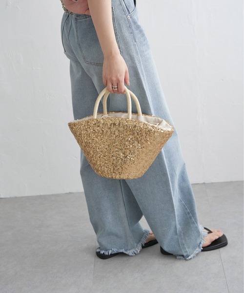 notch.（ノッチ）の「COOCO クーコ スパンコールかごバッグ（かごバッグ・レディース・ブラック/ゴールド・ONESIZE）」の2枚目の写真