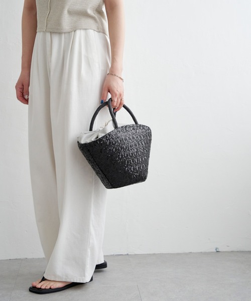 notch.（ノッチ）の「COOCO クーコ スパンコールかごバッグ（かごバッグ・レディース・ブラック/ゴールド・ONESIZE）」の8枚目の写真