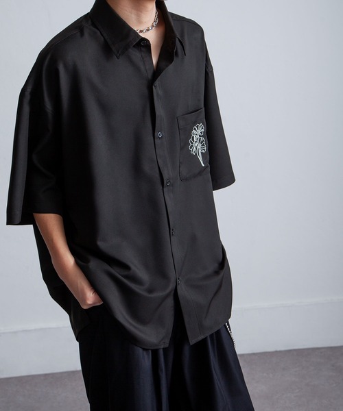 NILWAY（ニルウェイ）の「刺繍デザイン オーバーサイズ ドレープレギュラー半袖シャツ/刺繍 オーバーサイズレギュラーカラーシャツ（シャツ/ブラウス・メンズ・ホワイト/ライトグレー/ネイビー/ブラック/チャコールグレー・MEDIUM/LARGE）」の22枚目の写真