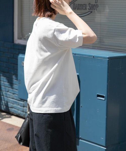 FORK&SPOON（フォークアンドスプーン）の「FORK&SPOON　フロッキーロゴプリントTシャツ（Tシャツ/カットソー・レディース・オフホワイト/チャコールグレー・1）」の8枚目の写真