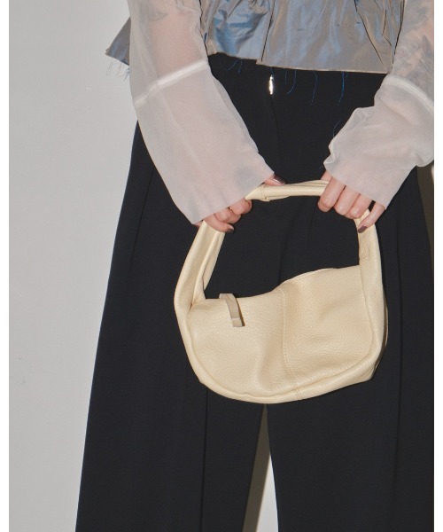 TODAYFUL（トゥデイフル）の「【TODAYFUL/トゥデイフル】Leather Wrap Bag（ハンドバッグ・レディース・バーガンディー/クリーム/ブラック・FREE）」の7枚目の写真