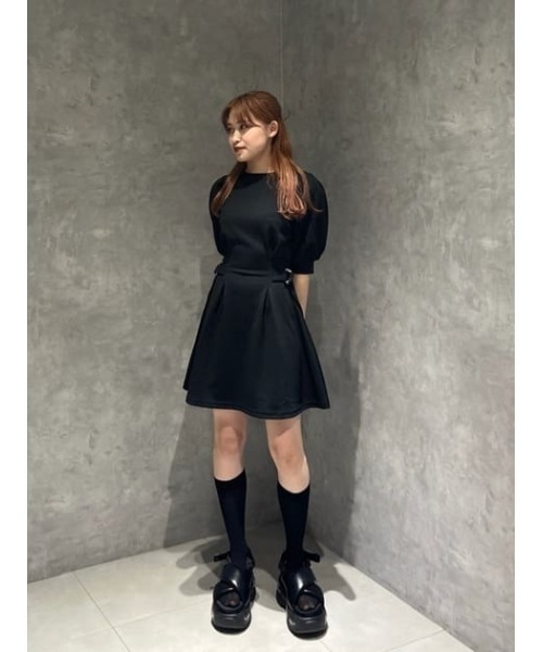 【美品】SLY 黒 ワンピース 春服　ウエストベルト付き セール】WAIST TUCK BELT OP ウエスト タック ベルト ワンピース