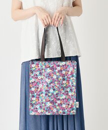 【一部店舗限定/A4収納可/天面ファスナー】アンクロフト ディッツィー柄 スクエアトートM