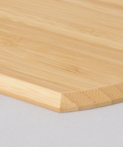 212 KITCHEN STORE（トゥワントゥキッチンストア）の「まな板 丸型 WH 山崎実業 ＜tosca トスカ＞（キッチン収納・レディース・その他・00）」の4枚目の写真