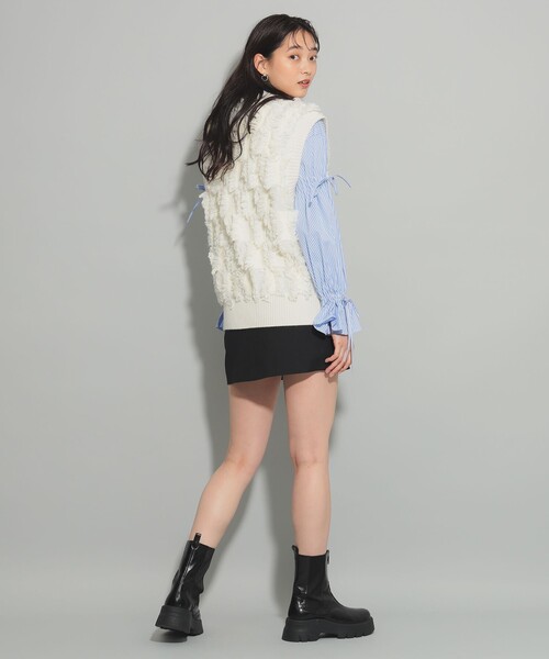 Ray BEAMS（レイビームス）の「フリンジ ジャカード ベスト カーディガン（ベスト・レディース・オフホワイト/ブラック・ONE SIZE）」の5枚目の写真