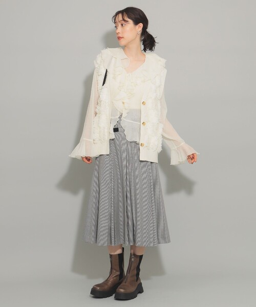 Ray BEAMS（レイビームス）の「フリンジ ジャカード ベスト カーディガン（ベスト・レディース・オフホワイト/ブラック・ONE SIZE）」の11枚目の写真