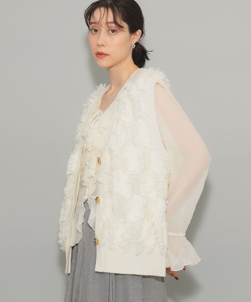 Ray BEAMS（レイビームス）の「フリンジ ジャカード ベスト カーディガン（ベスト・レディース・オフホワイト/ブラック・ONE SIZE）」の14枚目の写真
