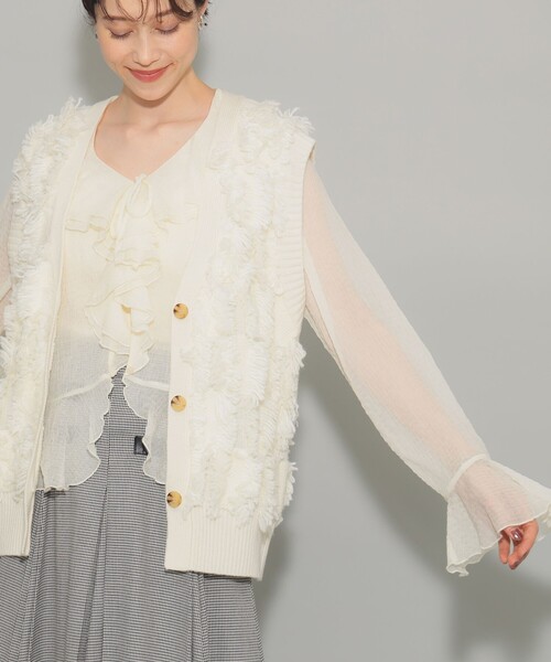 Ray BEAMS（レイビームス）の「フリンジ ジャカード ベスト カーディガン（ベスト・レディース・オフホワイト/ブラック・ONE SIZE）」の16枚目の写真