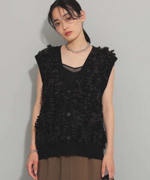 Ray BEAMS（レイビームス）の「フリンジ ジャカード ベスト カーディガン（ベスト・レディース・オフホワイト/ブラック・ONE SIZE）」の18枚目の写真