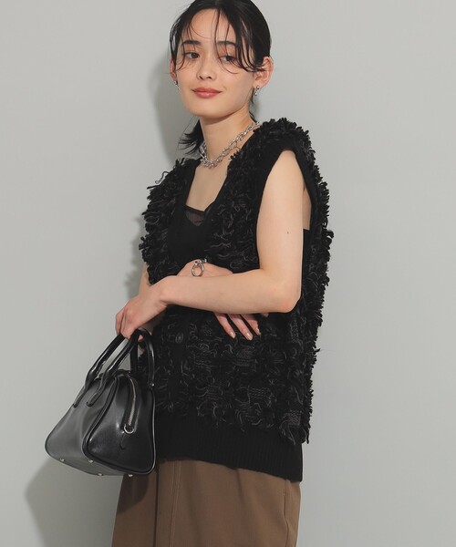 Ray BEAMS（レイビームス）の「フリンジ ジャカード ベスト カーディガン（ベスト・レディース・オフホワイト/ブラック・ONE SIZE）」の19枚目の写真
