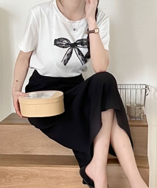 Diosfront(ディオスフロント)の「プリントリボン半袖Tシャツ(Tシャツ/カットソー・レディース・ホワイト/ブラック/グレー・FREE)」の8枚目の写真