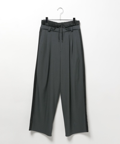 BAYFLOW（ベイフロー）の「[シワになりにくい]Wウエストワイドラインパンツ（その他パンツ・レディース・グレイッシュベージュ/チャコール/モカ・SMALL/MEDIUM）」の10枚目の写真