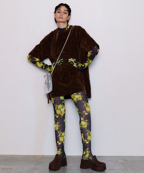 MAISON SPECIAL（メゾンスペシャル）の「Flower Dot Print Glove/フラワードットプリントグローブ【MAISON SPECIAL/メゾンスペシャル】（手袋・レディース・ブルー/イエロー・FREE）」の6枚目の写真