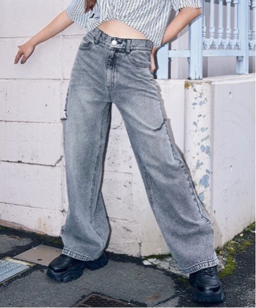 LOVETOXIC（ラブトキシック）の「【LTXC】ダメージロングパンツ（デニムパンツ・キッズ・サックスブルー/グレー/ネイビー/ブルー・L/S/M）」の2枚目の写真