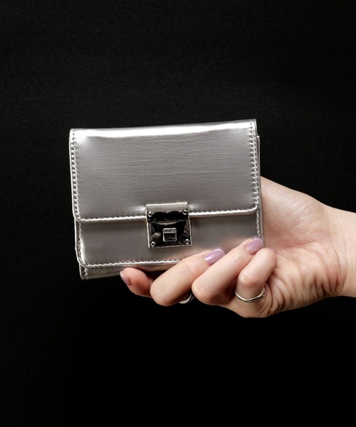 セール】Rename フラップ シルバーバックル 3フォールド コンパクト