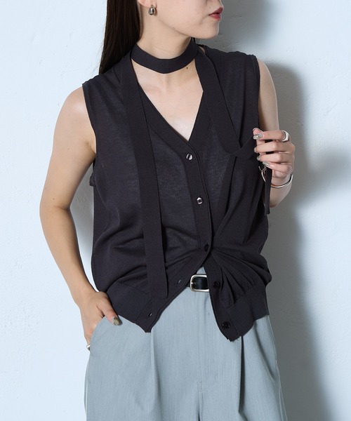 COLONY 2139（コロニートゥーワンスリーナイン）の「WEB・一部店舗限定 / チョーカー付2WAYニッベスト（ベスト・レディース・ネイビー/チャコールグレー/グレイッシュベージュ・FREE）」の20枚目の写真