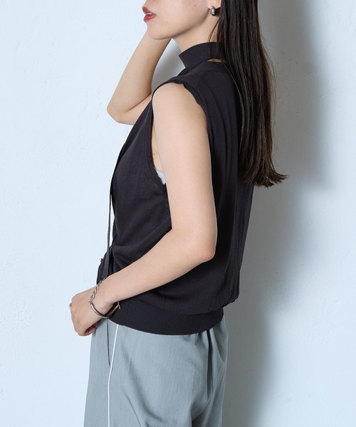 COLONY 2139（コロニートゥーワンスリーナイン）の「WEB・一部店舗限定 / チョーカー付2WAYニッベスト（ベスト・レディース・ネイビー/チャコールグレー/グレイッシュベージュ・FREE）」の22枚目の写真