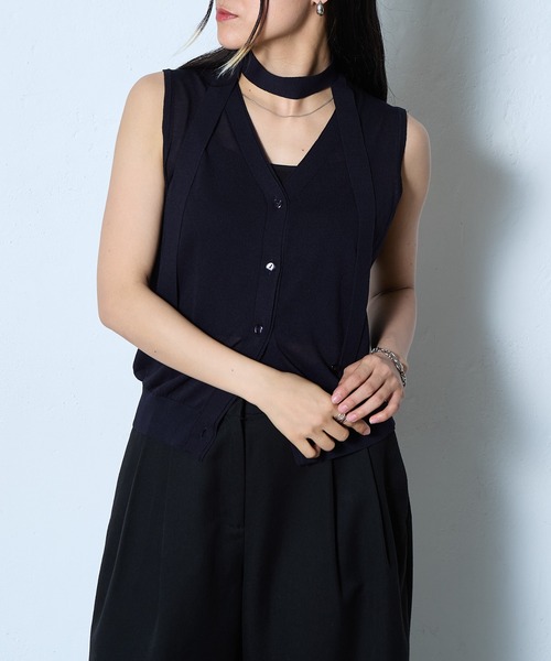 COLONY 2139（コロニートゥーワンスリーナイン）の「WEB・一部店舗限定 / チョーカー付2WAYニッベスト（ベスト・レディース・ネイビー/チャコールグレー/グレイッシュベージュ・FREE）」の14枚目の写真