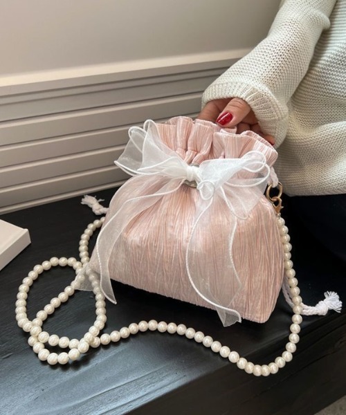 H.TOKYO（エイチトウキョウ）の「レースリボン パールショルダーバッグ/巾着（ショルダーバッグ・レディース・ホワイト/ピンク/パープル/ブラック・FREE）」の4枚目の写真