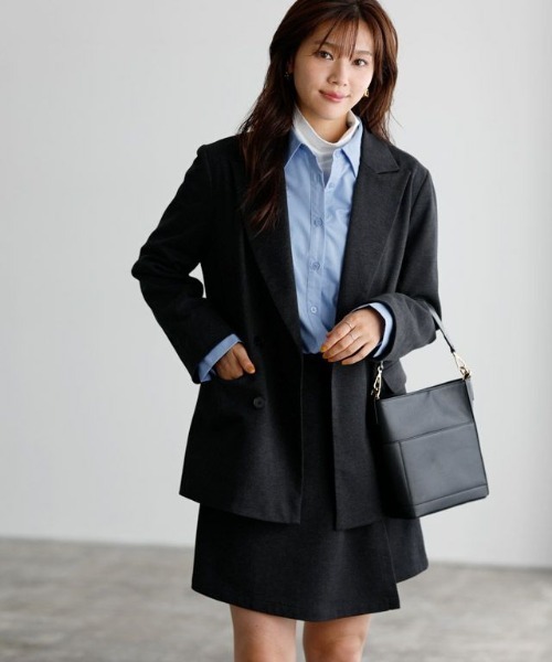 Pierrot（ピエロ）の「2wayバックスタイルオーバーシャツ（シャツ/ブラウス・レディース・オフホワイト/ブルー・M/L）」の7枚目の写真