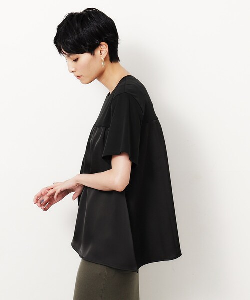 OPAQUE.CLIP(オペークドットクリップ)の「◆サテンドッキングカットソー【洗濯機洗い可】(Tシャツ/カットソー・レディース・ブラック/ライトベージュ・40/38/36)」の12枚目の写真