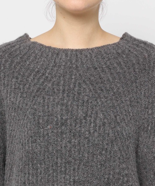 mysty woman(ミスティウーマン)の「キモウアゼ2WAYニットプルオーバー 152977(ニット/セーター・レディース・グリーン/オフホワイト/チャコールグレー/ピンク・FREE)」の16枚目の写真