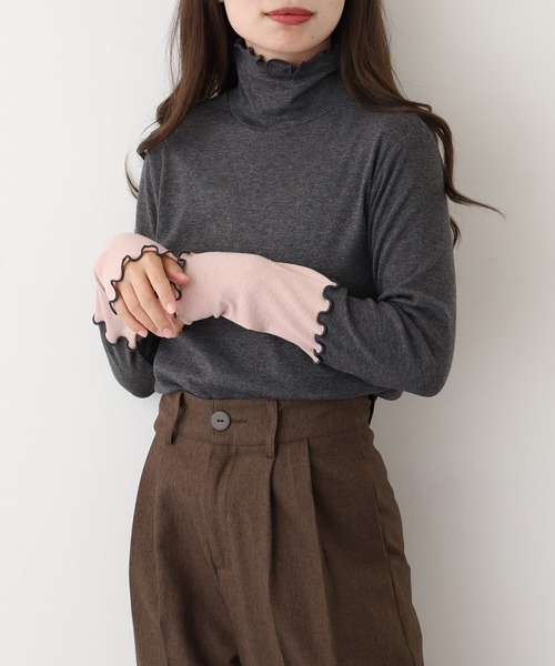 Miunelora(ミューネローラ)の「Miunelora 配色テレコリブカットソー(Tシャツ/カットソー・レディース・ブラック/ライトグレー/ネイビー/オフホワイト/チャコールグレー/ライトベージュ/ブラック系/ベージュ系・38)」の10枚目の写真