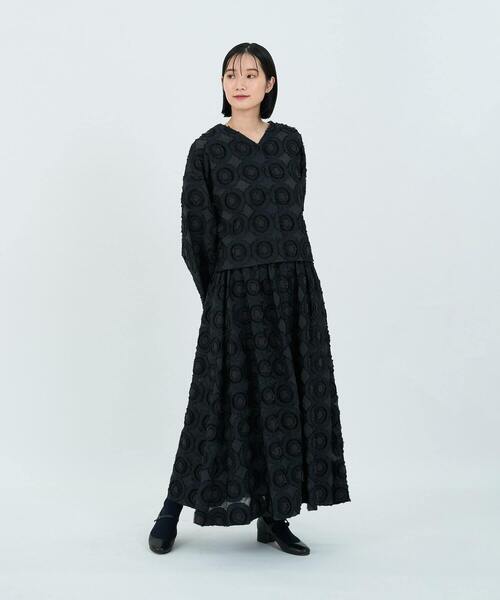 LOISIR ジャカードタックギャザースカート LOISIR（ロワズィール）の「サークルフラワーカットジャカードタック