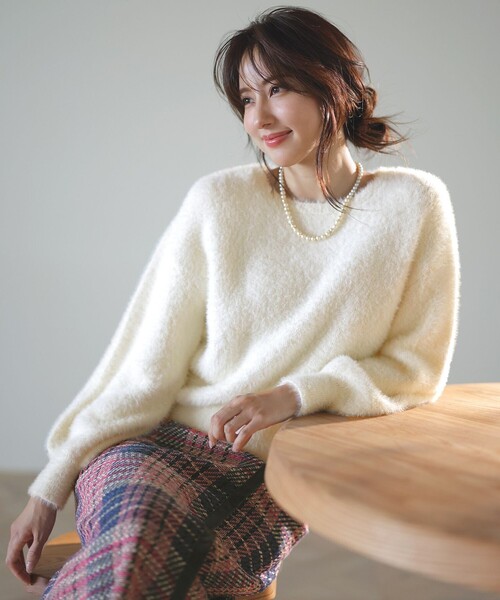 ANY SIS(エニィスィス)の「【洗える】シャギー ニット(ニット/セーター・レディース・ピンク系/ライトグレー系/ライトグリーン系/アイボリー系・4)」の3枚目の写真