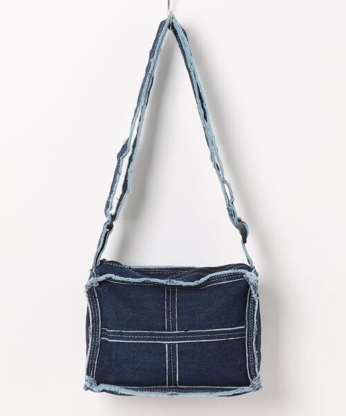 Coo+i(クーイ)の「ダメージ加工キャンパスミニショルダーバッグ(ショルダーバッグ・レディース・ブルー/ブラック/カーキ/ライトブルー/ホワイト/ブラウン・FREE)」の11枚目の写真