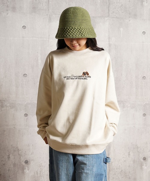 ポンチスウェード アニマル刺繍 スウェット / Punch Suede