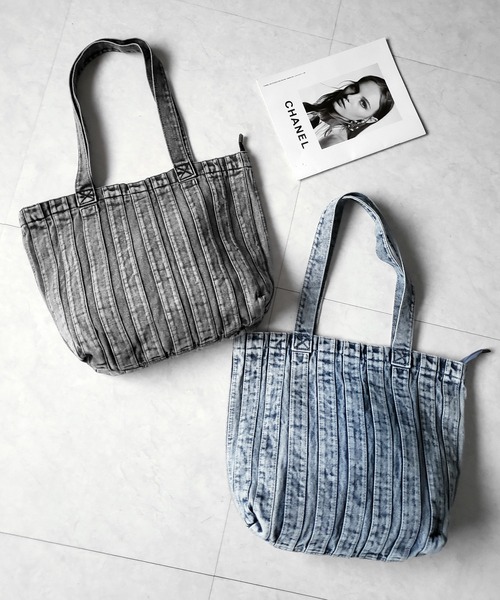 me+em select（ミームセレクト）の「※※【 ２color 】ケミカルウォッシュスクエアデニムバッグ ／ chemical wash square denim bag（トートバッグ・レディース・ブラック/ブルー・FREE）」の5枚目の写真