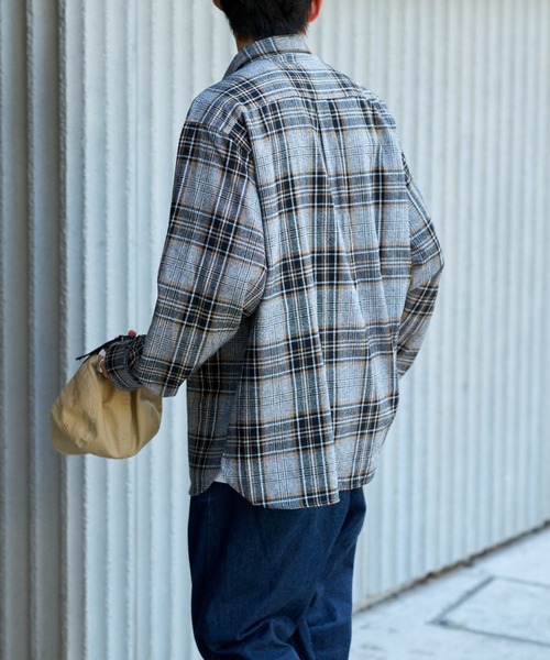 CIAOPANIC TYPY（チャオパニックティピー）の「チェックアソート柄レギュラーシャツ（シャツ/ブラウス・メンズ・チャコールグレー/ライトグレー/レッド・MEDIUM/LARGE）」の6枚目の写真