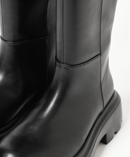 LOWRYS FARM（ローリーズファーム）の「ロングブーツ　 152291（ブーツ・レディース・ホワイト/ブラック・MEDIUM/LARGE）」の4枚目の写真