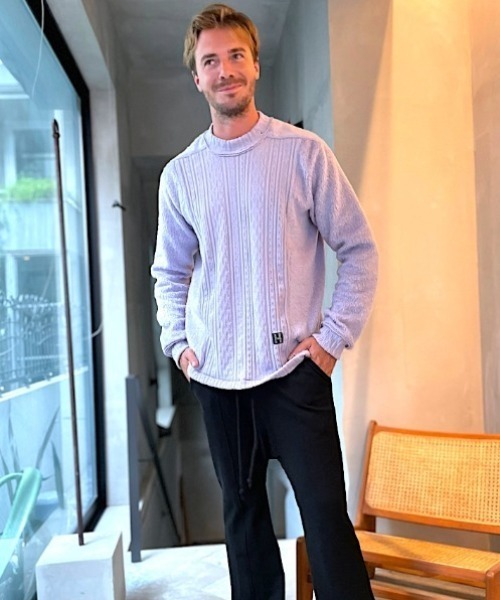 FranCisT_MOR.K.S.（フランシストモークス）の「FranCisT_MOR.K.S./フランシスト モークス/HYBRID SHAGGY PULL OVER（ニット/セーター・メンズ・サックスブルー/ライラック・2/3/4/5）」の4枚目の写真