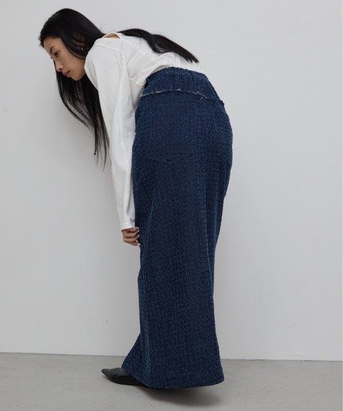 AIC.（エーアイシー）の「クラッシュデニムフリンジロングスカート（デニムスカート・レディース・ブラック/インディゴブルー・FREE）」の6枚目の写真