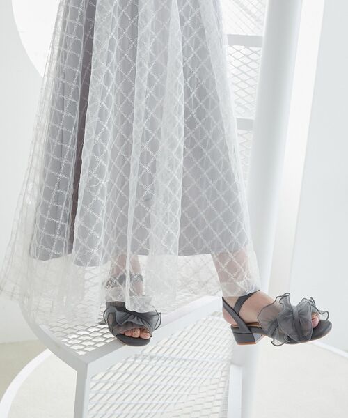 MAJESTIC LEGON（マジェスティックレゴン）の「シアーフリルサンダル（サンダル・レディース・ブラック/ベージュ/グレー/アイボリー/ブラック系その他/シルバー/オフホワイト/ブラウン系その他4/ブラウン系その他3・SMALL/MEDIUM/LARGE/X-LARGE/XXL）」の13枚目の写真