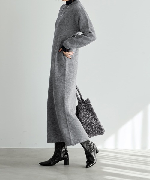 STYLE DELI（スタイルデリ）の「ヤク風クルーネックワンピースB（ワンピース・レディース・ブルー/グレー/ブラック/ベージュ・SMALL/MEDIUM）」の11枚目の写真