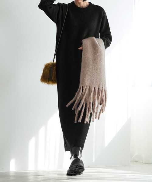 STYLE DELI（スタイルデリ）の「ヤク風クルーネックワンピースB（ワンピース・レディース・ブルー/グレー/ブラック/ベージュ・SMALL/MEDIUM）」の18枚目の写真