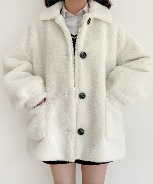 AMAJI（アマジ）の「オープンカラーミドルボアコート（ムートン