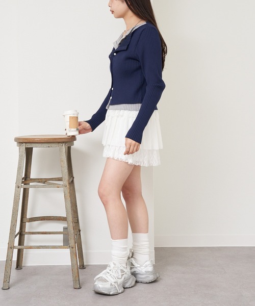 RAY CASSIN（レイカズン）の「配色レイヤードボタンカーディガン（ニット/セーター・レディース・グレー系その他2/ホワイト系その他2/レッド系その他2/ネイビー/ホワイト系その他3・FREE）」の11枚目の写真