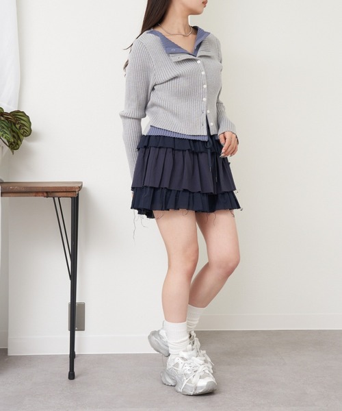 RAY CASSIN（レイカズン）の「配色レイヤードボタンカーディガン（ニット/セーター・レディース・グレー系その他2/ホワイト系その他2/レッド系その他2/ネイビー/ホワイト系その他3・FREE）」の21枚目の写真