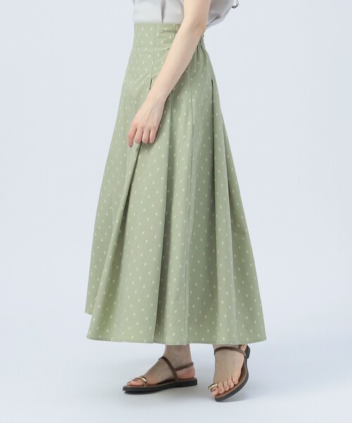 BEAMS HEART（ビームスハート）の「プロバンス タック スカート（スカート・レディース・カーキ/オフホワイト/ネイビー・FREE）」の4枚目の写真