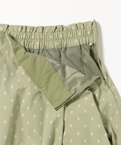 BEAMS HEART（ビームスハート）の「プロバンス タック スカート（スカート・レディース・カーキ/オフホワイト/ネイビー・FREE）」の11枚目の写真