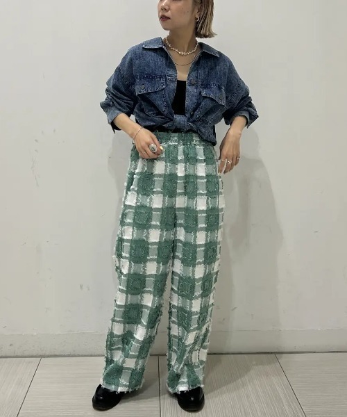 ROSE BUD（ローズバッド）の「【WEB・一部店舗限定】DENIM LIKE L/S SHIRT（シャツ/ブラウス・レディース・ネイビー/ブルー・ONE SIZE）」の18枚目の写真