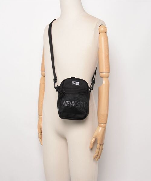 NEW ERA】 SHOULDER POUCH NE LOGO BLK 251（ショルダーバッグ