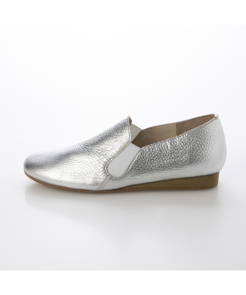 ing(イング)の「【WEB限定】スリッポンシューズ(スリッポン・レディース・ブラック/ベージュ/シルバー・24cm/23.5cm/23cm/22.5cm/24.5cm)」の9枚目の写真