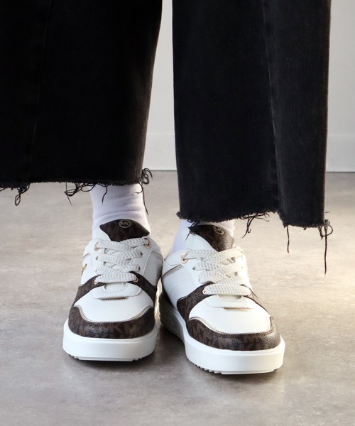 MICHAEL KORS（マイケルコース）の「【MICHAEL KORS/マイケルコース】EMMET RUMI/エメット ルミ（スニーカー・レディース・ホワイト系その他2/ホワイト系その他/シルバー/ベージュ系その他・23.5cm/23.0cm/22.5cm/17.0cm/18.0cm/19.0cm/20.0cm/21.0cm/22.0cm）」の14枚目の写真