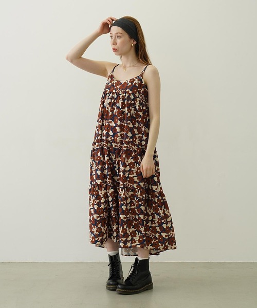 MILKFED.(ミルクフェド)の「FLORAL ALL OVER PATTERN DRESS(ワンピース・レディース・ライトピンク/ブルー/ブラウン・ONE SIZE)」の7枚目の写真
